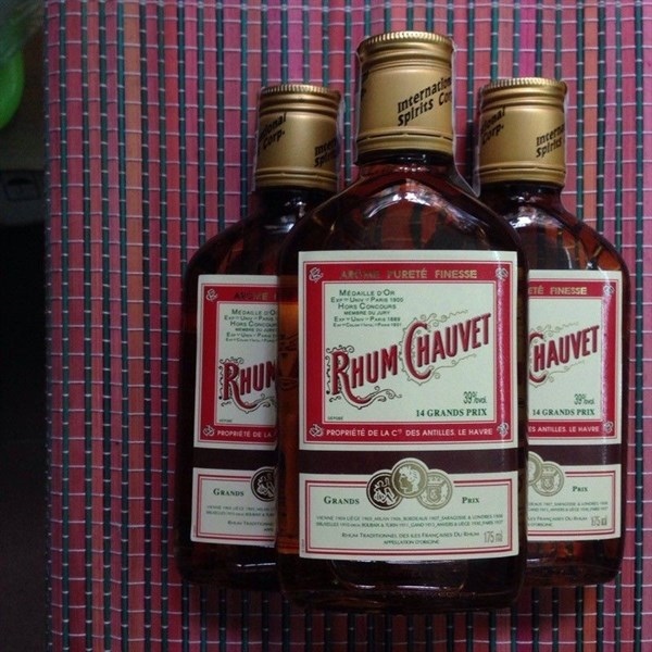 RƯỢU RUM CHAUVET 175ML